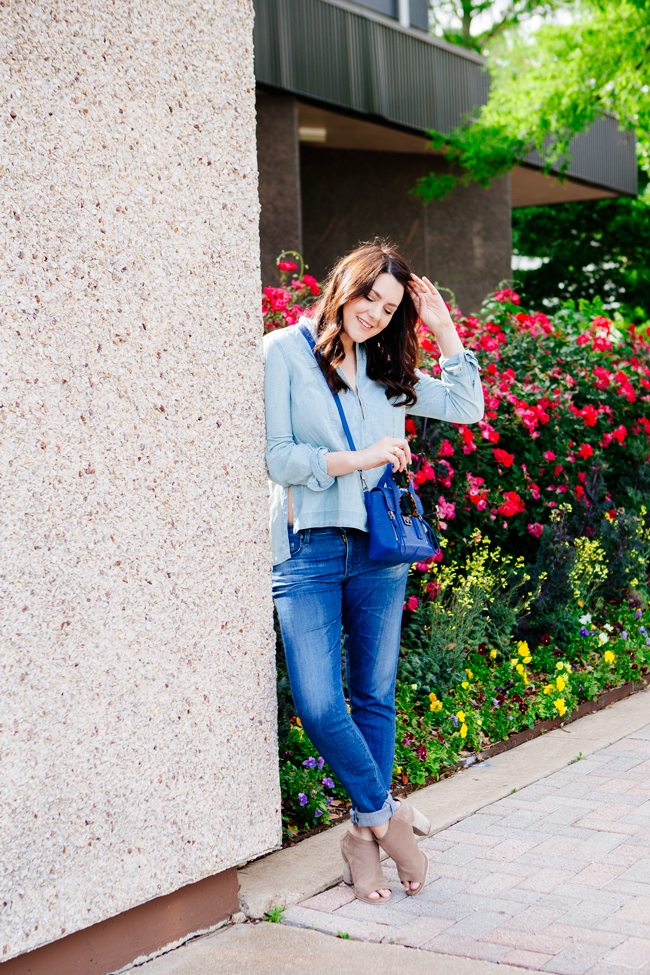 Chambray top and boyfriend jeans on Kendi Everyday